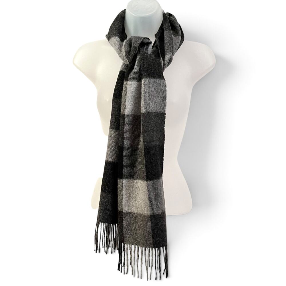 Baby Alpaca Buffalo Check Gray Monochrome Unisex Fringed Winter Muffler Scarf